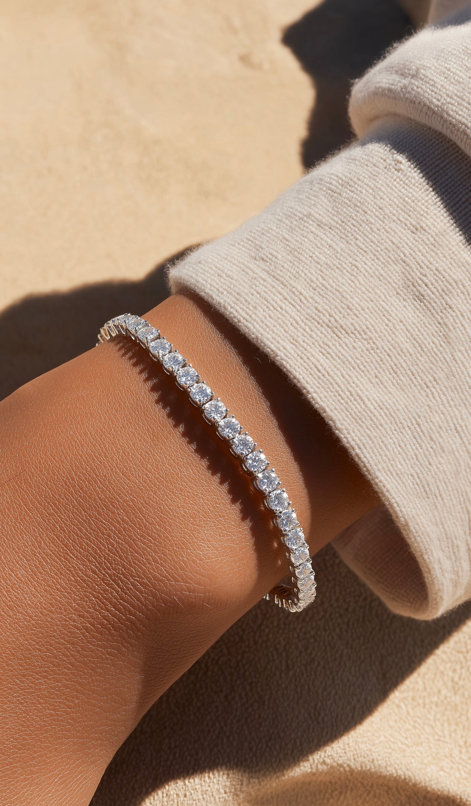 Сребриста Гривна Sylera