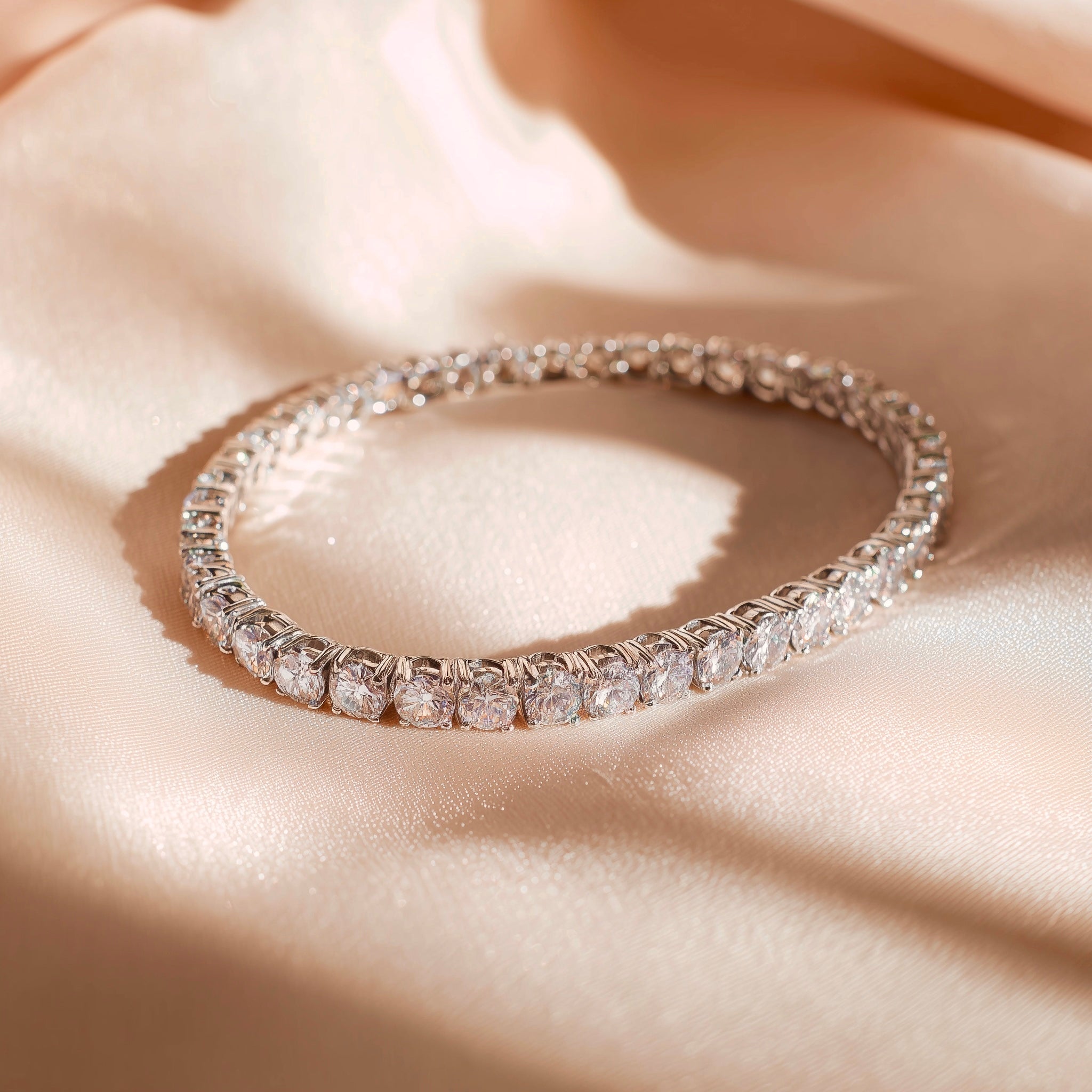 Сребриста Гривна Sylera