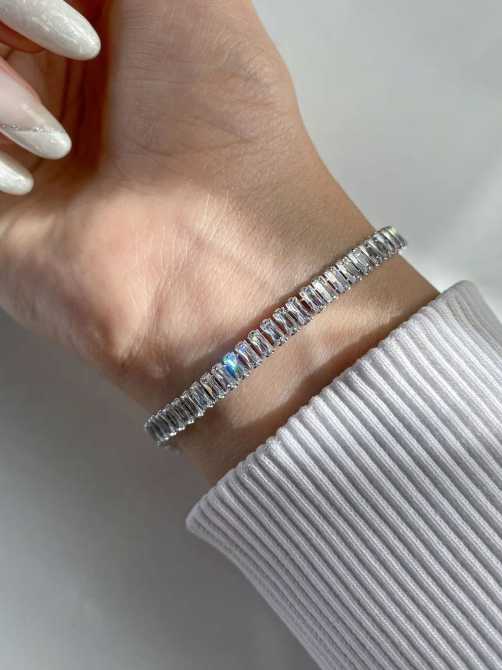 Сребриста Гривна Sylera